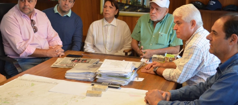 Entidades de São Carlos recebem emendas do deputado federal Lobbe Neto