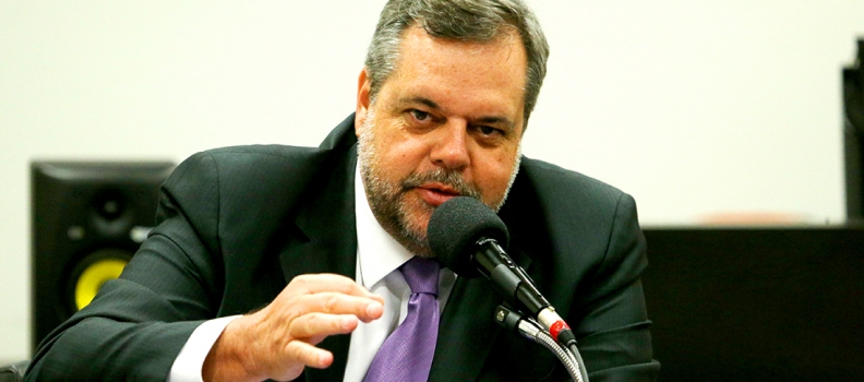Lobbe destaca prorrogação da Lava Jato e diz que operação passa o Brasil a limpo